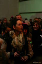 Íris ready in the crowd
