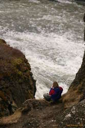 Sandra atop Hjálparfoss
