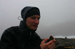 No rest for the wicked.  Snacking on the run below SvartaskarÃ°
