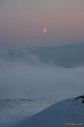 Moonset south

