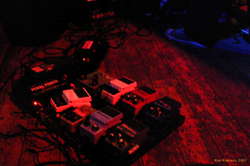 Dikta, guitar band, or electro?

