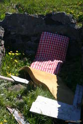 Someone's quiet lounge in a ruin
