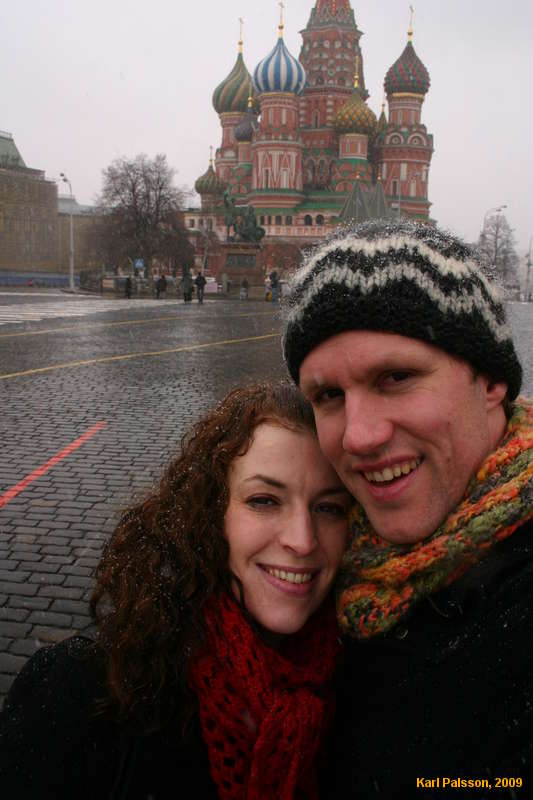 Kata and Karl in front of St Basils
