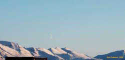 Moonrise over Móskarðahnúkar
