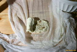 Rolling up cheese
