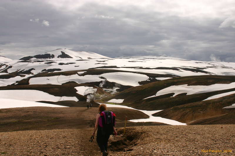 Kata walking down towards Stórihver
