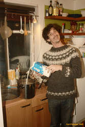 Lee demonstrates proper milk dispensing technique
