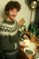 Lee making cheddar
