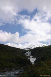 Waterfalls in front of Botnssúlur
