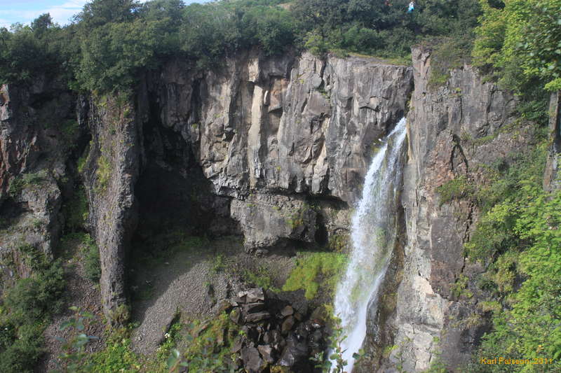 Hundarfoss