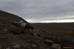 Viðar prefers a back massage