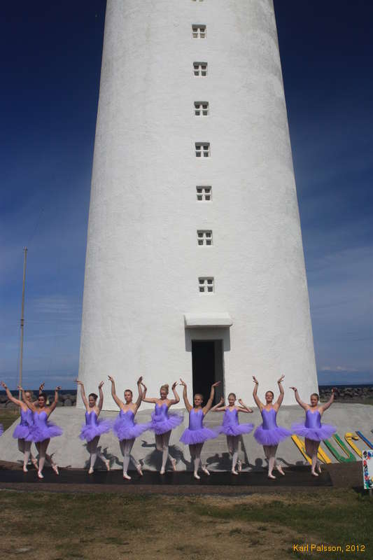 Ballerinas..