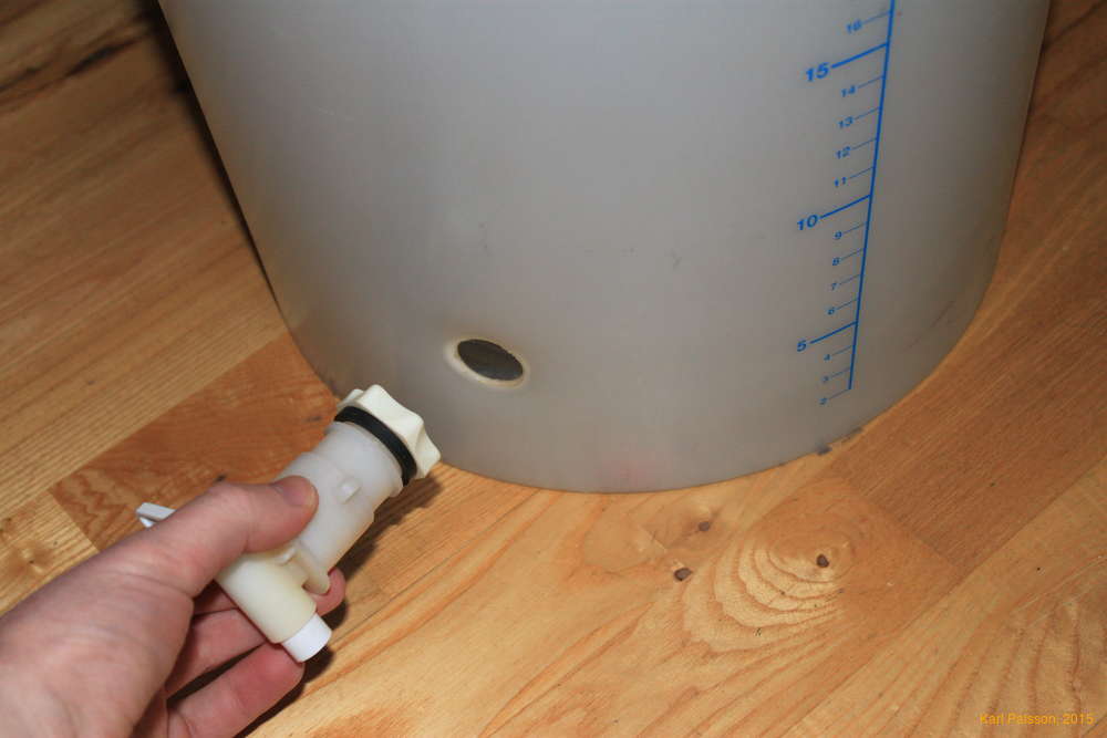 Tap for bucket
