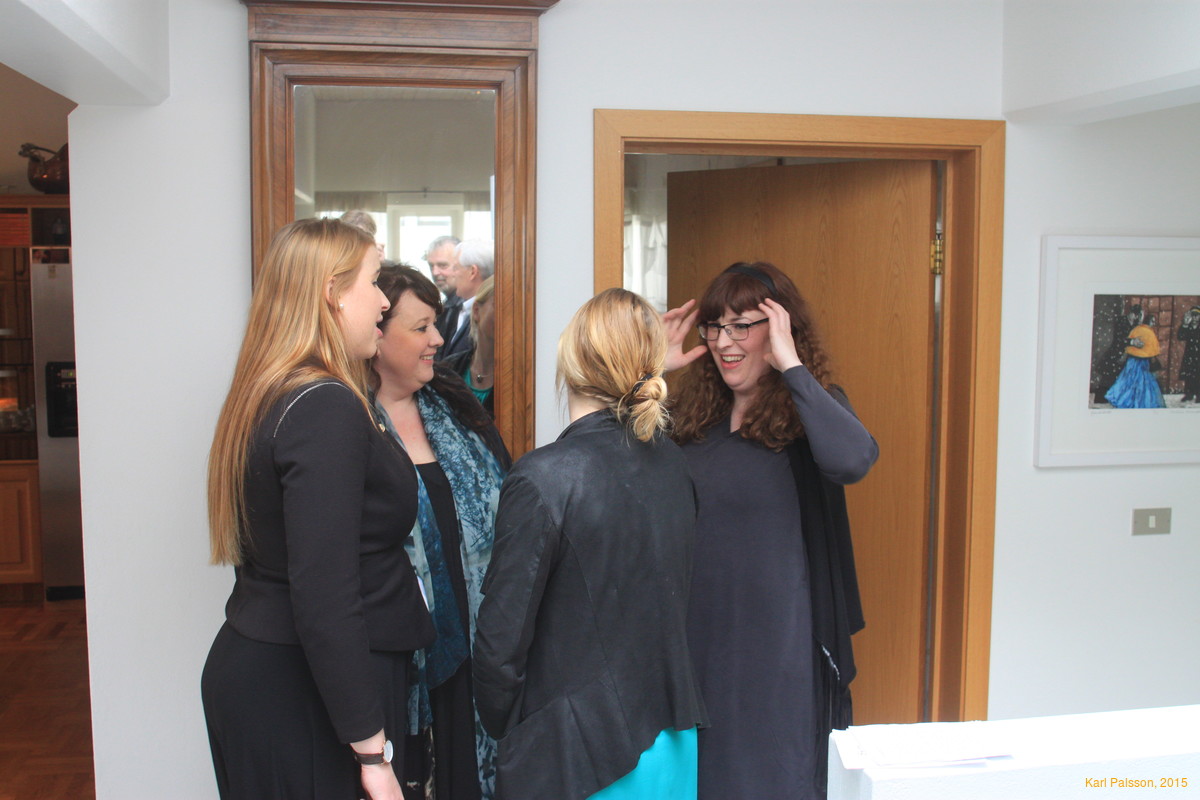 Gossipping girls